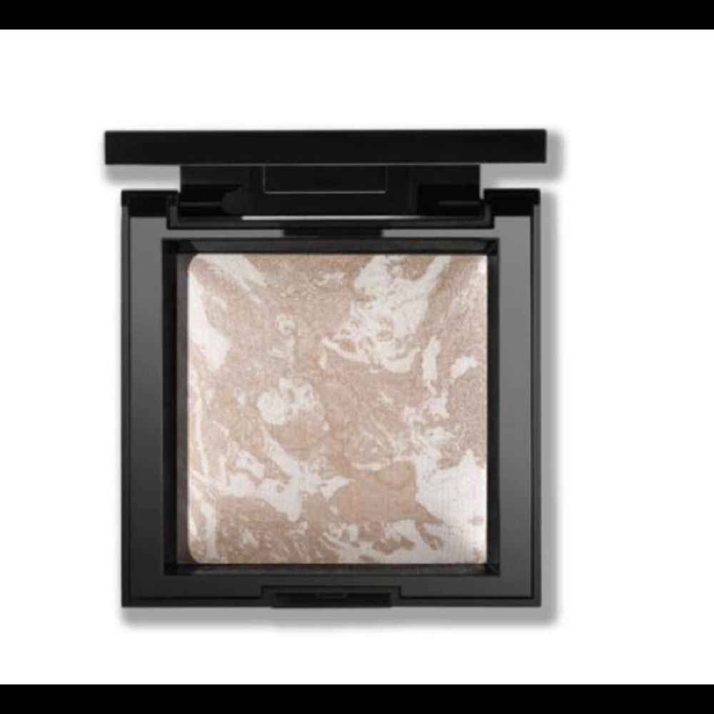 BareMinerals invisible glow highlighter powder